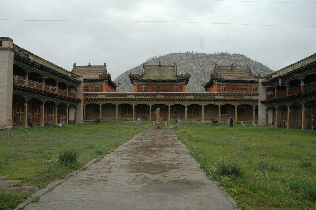 Ub Guesthouse & Tours - Not For Locals Ulaanbaatar Exterior foto